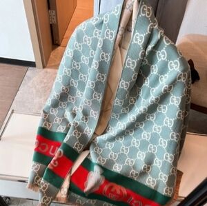 <AUTHENTIC>Gucci Scarf